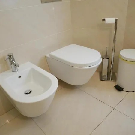 Nori Oda ve Kahvaltı Roma