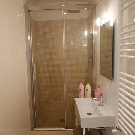 Oda ve Kahvaltı Nori