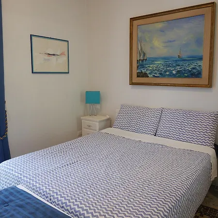 Nori Oda ve Kahvaltı Roma