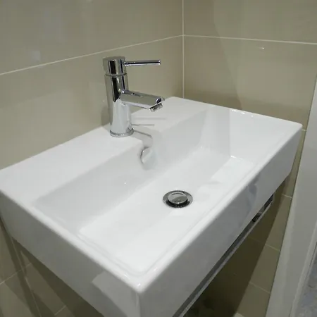 Nori Oda ve Kahvaltı Roma