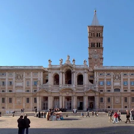 Alojamento de Acomodação e Pequeno-almoço Nori Roma